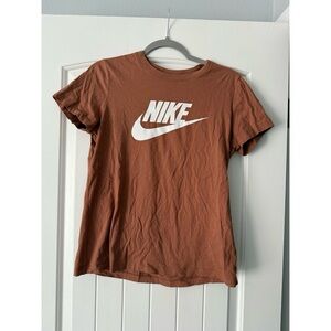 Nike Brown T-Shirt